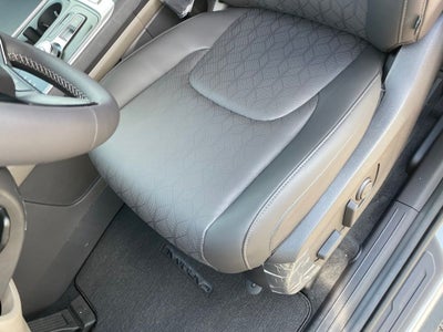 2027 Kia Carnival Hybrid LXS