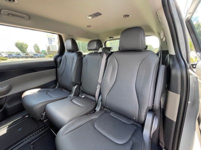 2027 Kia Carnival Hybrid LXS