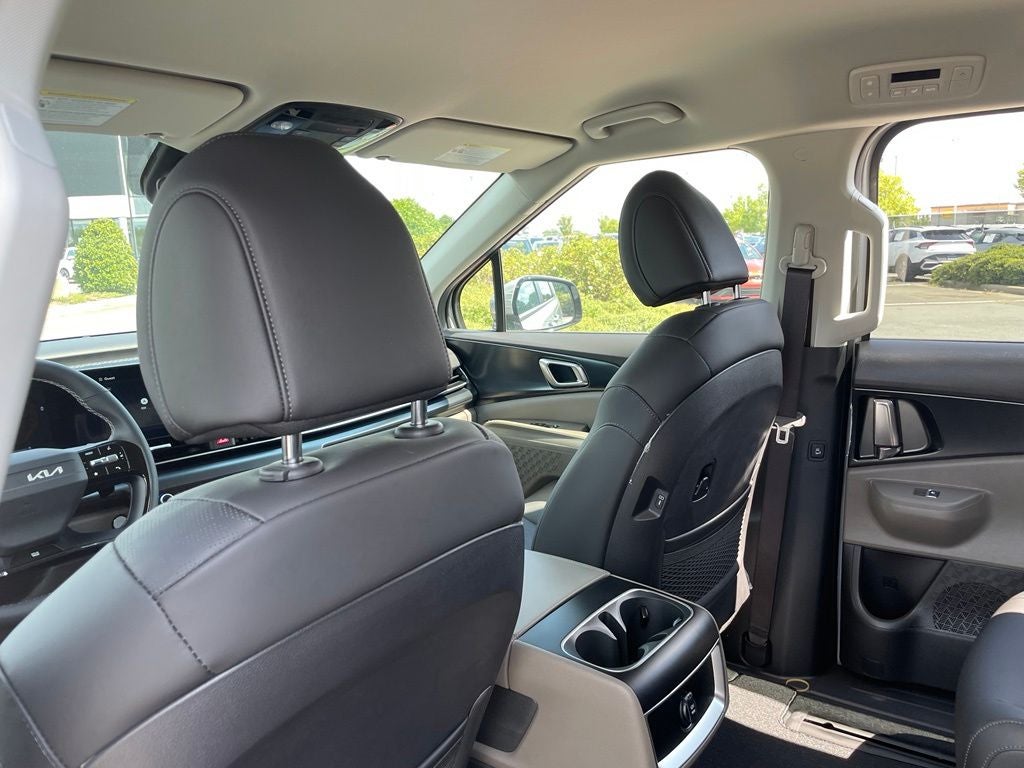 2027 Kia Carnival Hybrid LXS