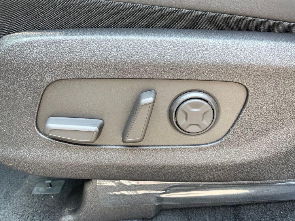 2027 Kia Carnival Hybrid EX