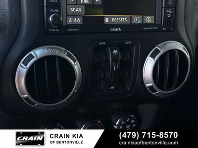 2014 Jeep Wrangler Unlimited Rubicon - LIFTED! / 4WD / CLEAN CARFAX