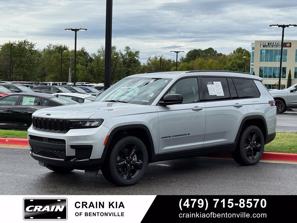 2024 Jeep Grand Cherokee L Altitude X - 4WD / PANORAMIC SUNROOF / CLEAN CARFAX