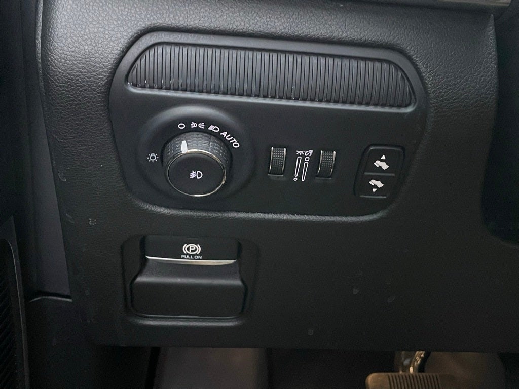 2024 Jeep Wagoneer Series II - CARBIDE EDITION / 4WD / PANO ROOF / ONE OWNER