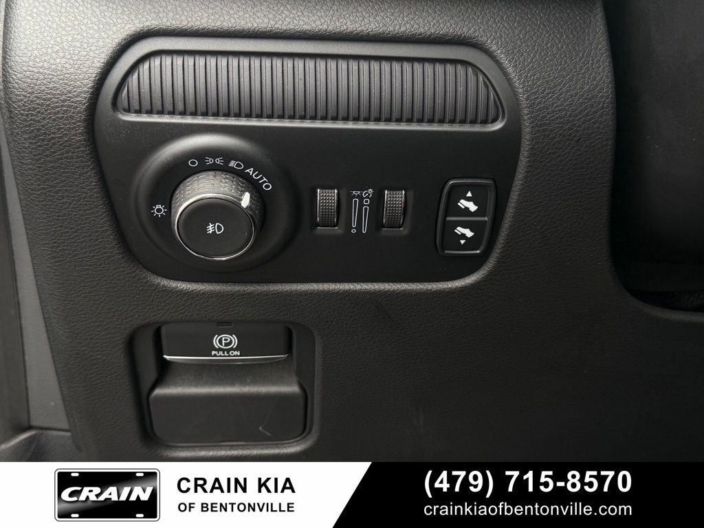2022 Jeep Wagoneer Series III - 4WD / CLEAN CARFAX / PANORAMIC SUNROOF