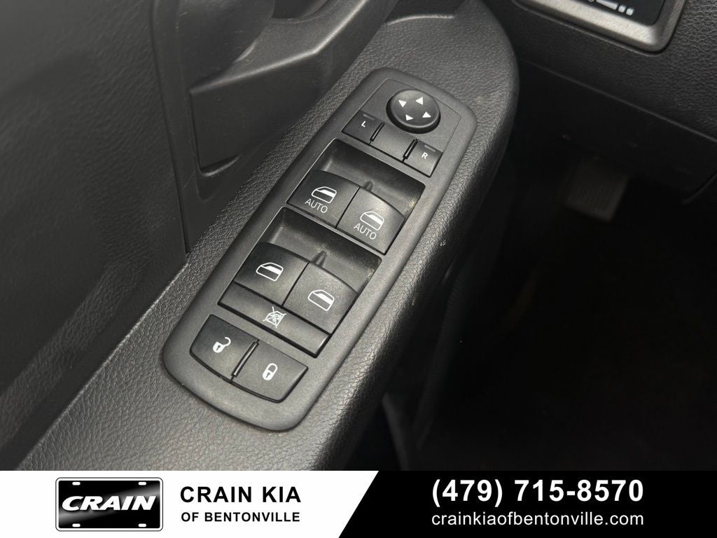 2022 RAM 1500 Classic Tradesman - CLEAN CARFAX / ONE OWNER