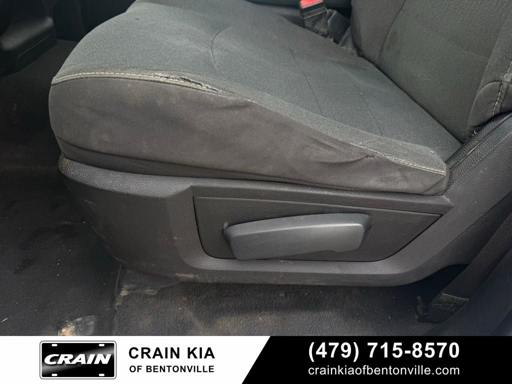 2022 RAM 1500 Classic Tradesman - CLEAN CARFAX / ONE OWNER