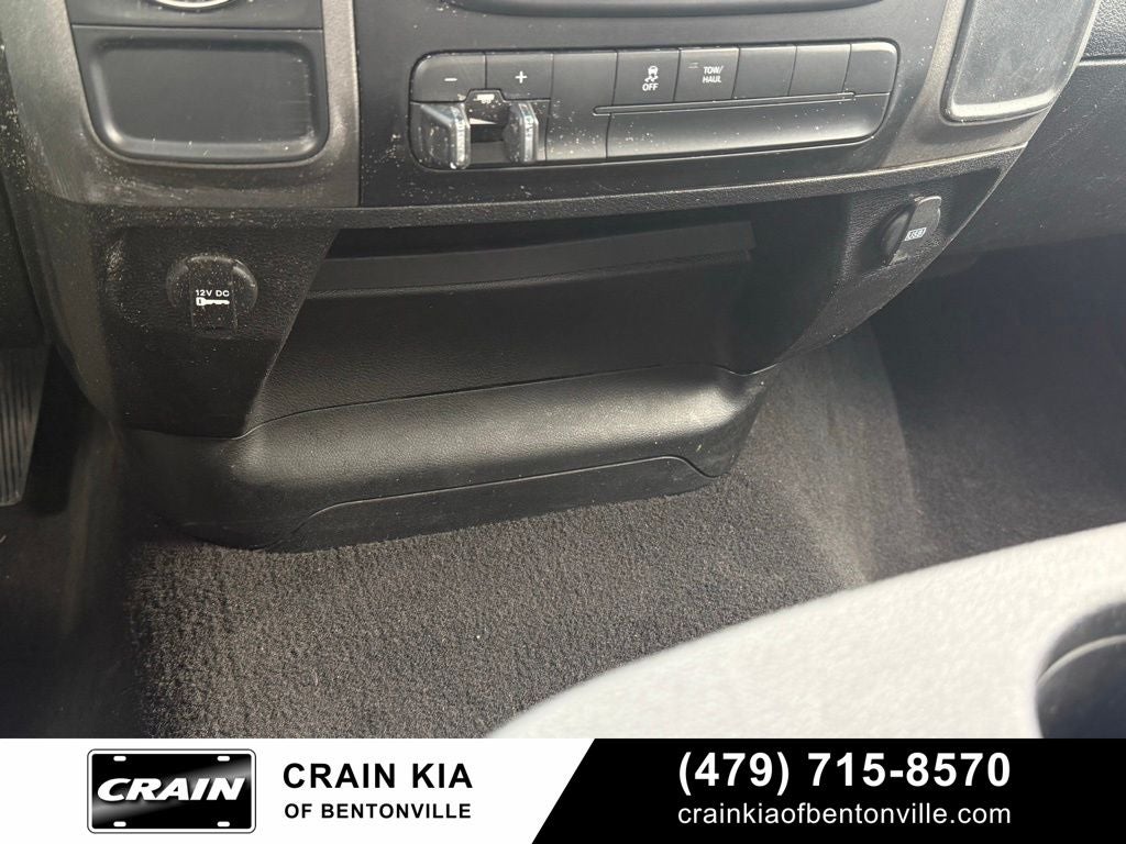 2022 RAM 1500 Classic Tradesman - CLEAN CARFAX / ONE OWNER