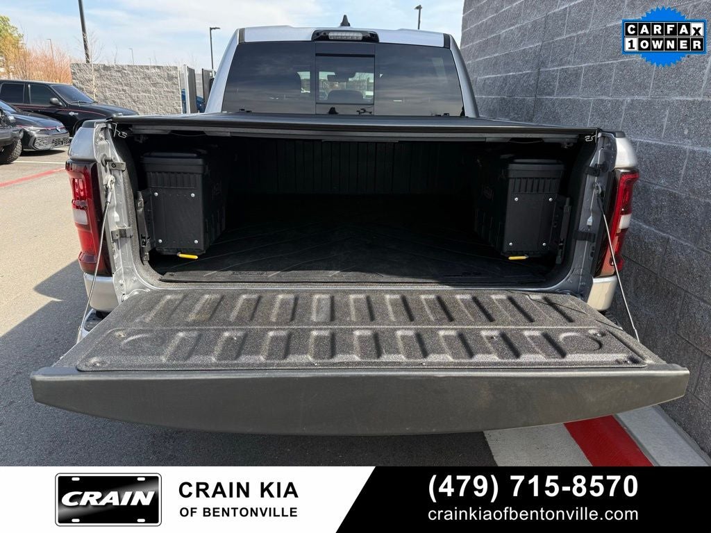 2025 RAM 1500 Big Horn/Lone Star - 4WD / PANORAMIC SUNROOF / ONE OWNER