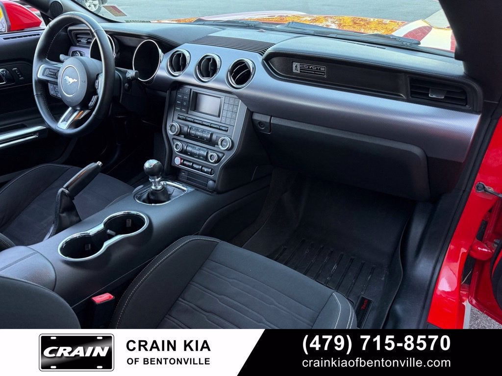 2016 Ford Mustang GT - 5.0 L V8 / CLEAN CARFAX