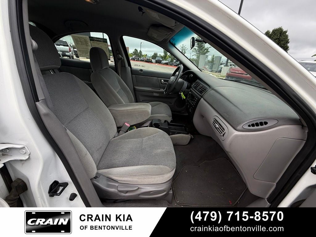 2000 Ford Taurus SE - WHOLESALE / AS-IS / CLEAN CARFAX