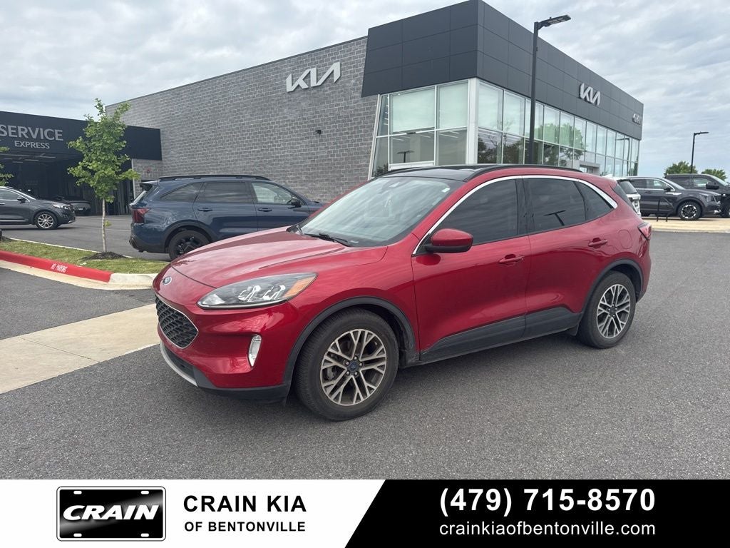 2020 Ford Escape SEL - PANORAMIC SUNROOF