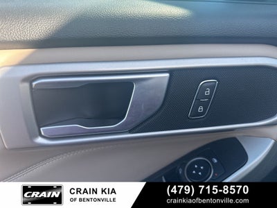 2023 Ford Explorer XLT - CLEAN CARFAX / ONE OWNER / 3RD ROW