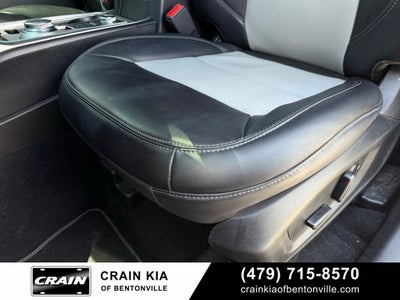 2024 Ford Explorer XLT - 4WD / CLEAN CARFAX / ONE OWNER