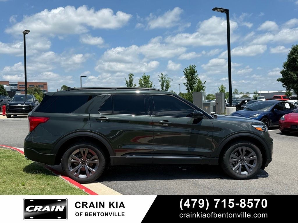 2024 Ford Explorer XLT - 4WD / CLEAN CARFAX / ONE OWNER