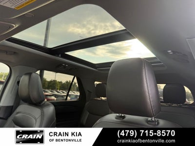 2022 Ford Explorer XLT - 4WD / PANORAMIC SUNROOF / CLEAN CARFAX