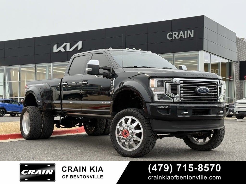 2021 Ford F-450SD Platinum - 4WD / PANORAMIC SUNROOF / $30K LIFT / WHEELS