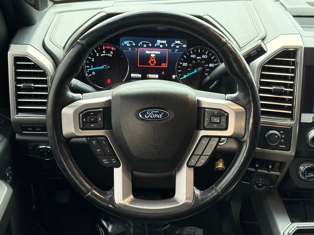 2021 Ford F-450SD Platinum - 4WD / PANORAMIC SUNROOF / $30K LIFT / WHEELS