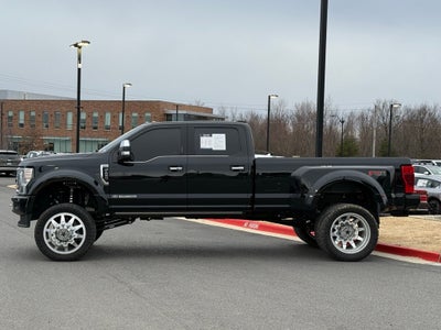 2021 Ford F-450SD Platinum - 4WD / PANORAMIC SUNROOF / $30K LIFT / WHEELS