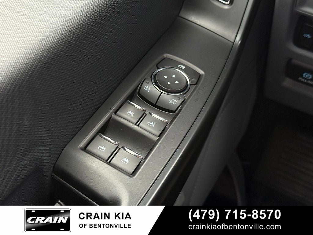 2022 Ford F-150 Lightning Pro - AWD / CLEAN CARFAX / ONE OWNER