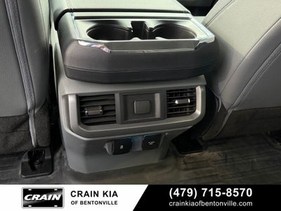 2022 Ford F-150 Lightning Pro - AWD / CLEAN CARFAX / ONE OWNER