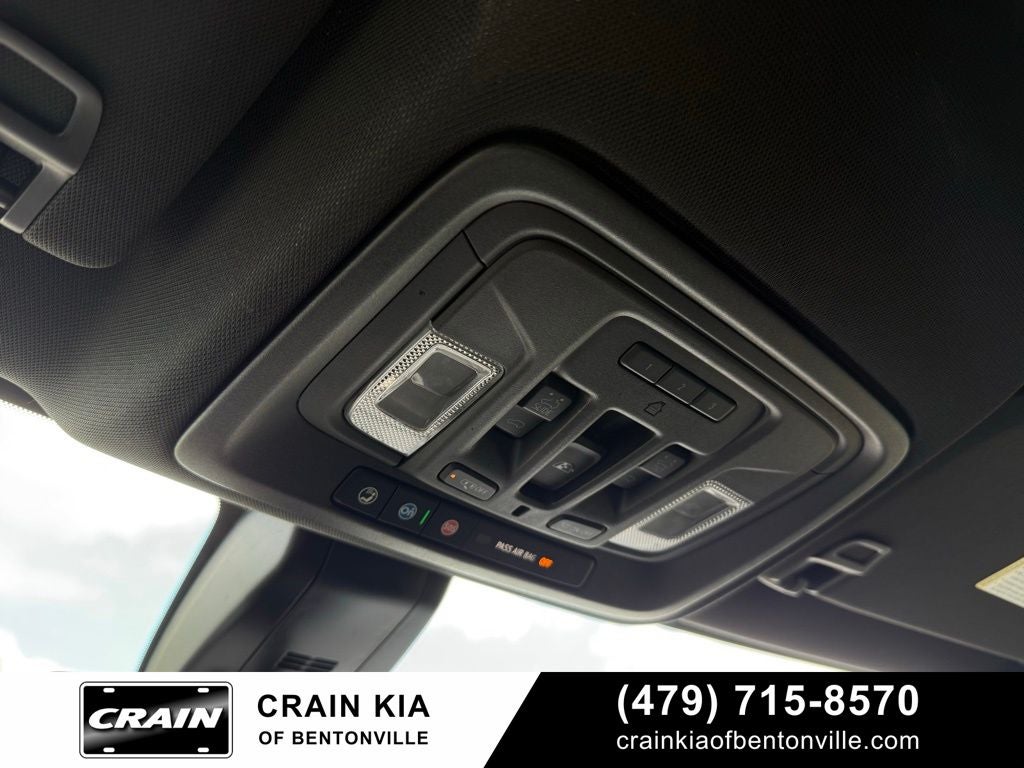 2022 Chevrolet Silverado 3500HD High Country - 4WD / ONE OWNER / SUNROOF