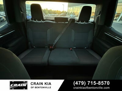 2023 Chevrolet Silverado 1500 LT - 4WD / CLEAN CARFAX / ONE OWNER