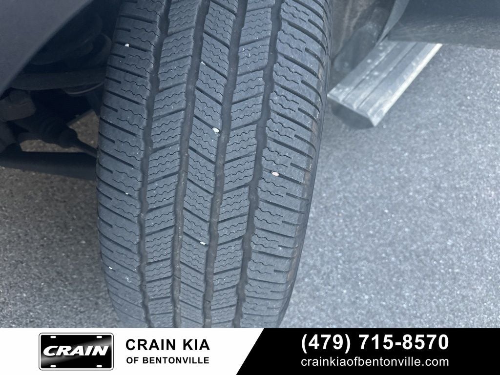 2017 GMC Yukon Denali - 4WD / ONE OWNER / SUNROOF