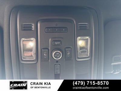 2022 GMC Yukon XL Denali - 4WD / CLEAN CARFAX