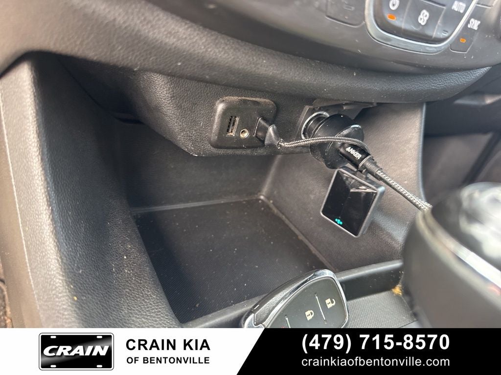 2019 Chevrolet Traverse LS - AWD / CLEAN CARFAX