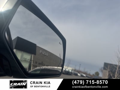 2015 Chevrolet Suburban LTZ - 4WD / SUNROOF / DVD / CLEAN CARFAX