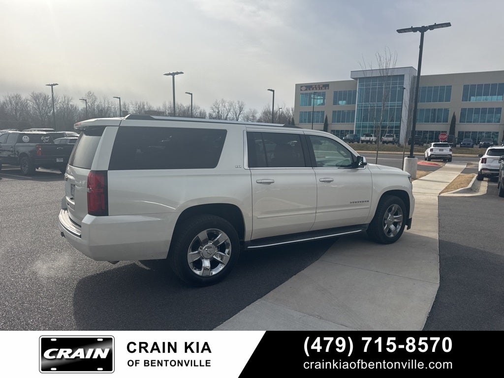 2015 Chevrolet Suburban LTZ - 4WD / SUNROOF / DVD / CLEAN CARFAX