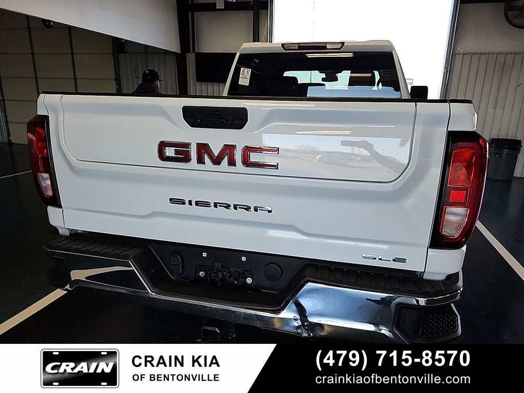 2024 GMC Sierra 2500HD SLE - 4WD / CLEAN CARFAX / ONE OWNER