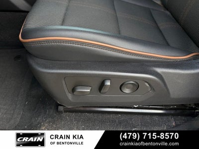 2024 GMC Canyon AT4 - 4WD / CLEAN CARFAX / ONE OWNER
