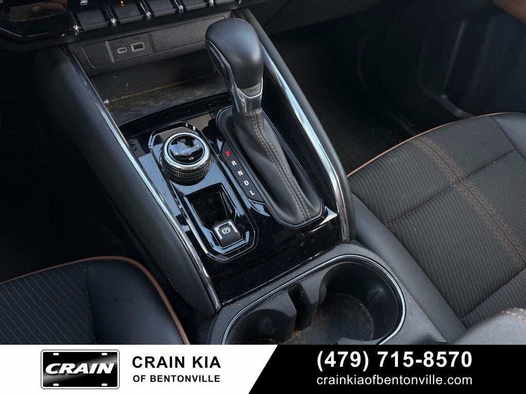 2024 GMC Canyon AT4 - 4WD / CLEAN CARFAX / ONE OWNER