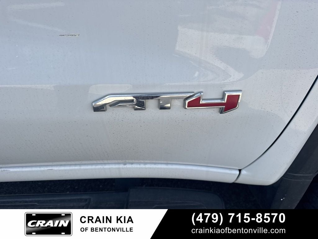 2019 GMC Sierra 1500 AT4 - 4WD / AT4 PREMIUM / CLEAN CARFAX