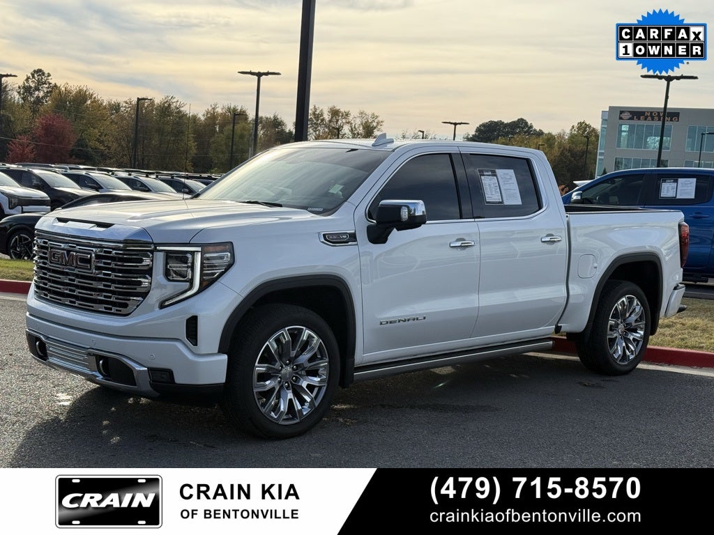 2025 GMC Sierra 1500 Denali - 4WD / SUNROOF / CLEAN CARFAX / ONE OWNER