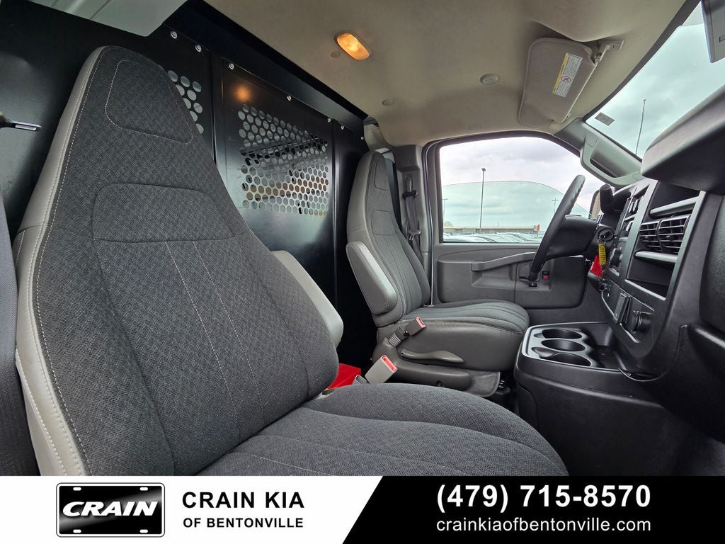 2024 GMC Savana 2500 Work Van - CARFAX ONE OWNER