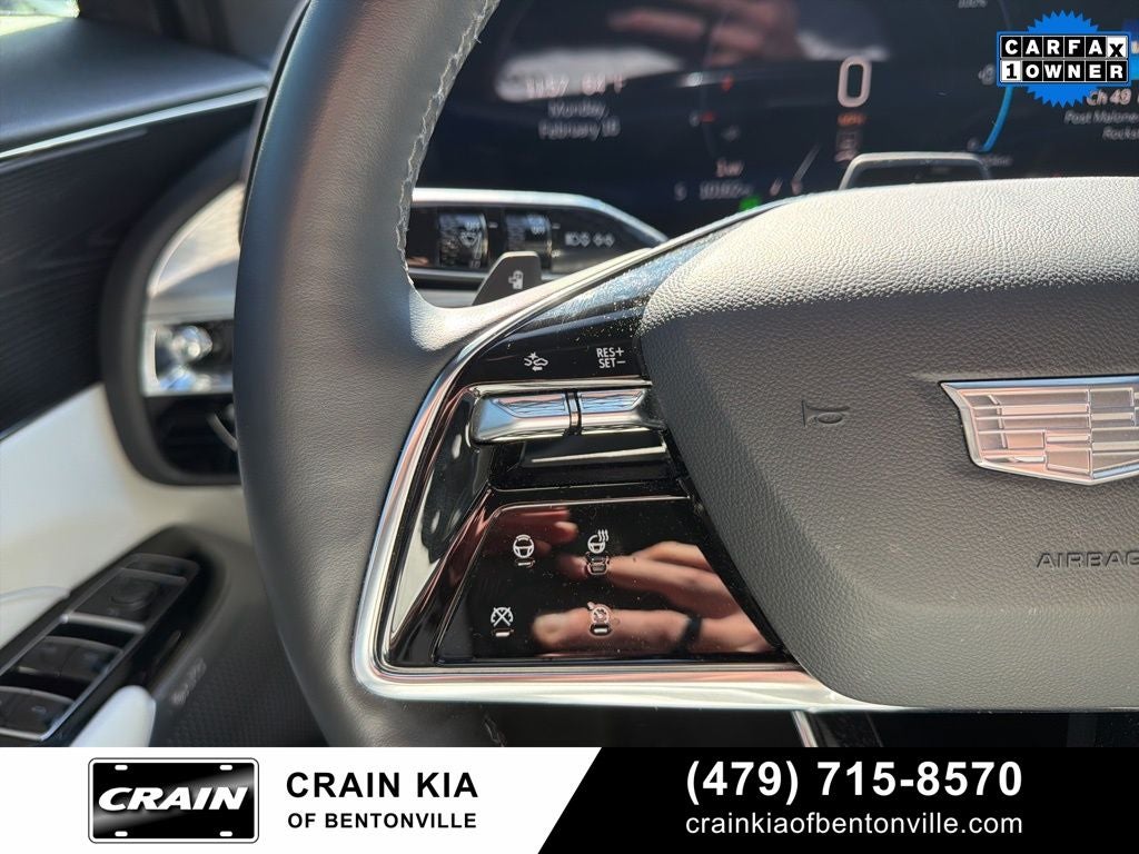 2024 Cadillac LYRIQ Sport - AWD / PANORAMIC SUNROOF / ONE OWNER