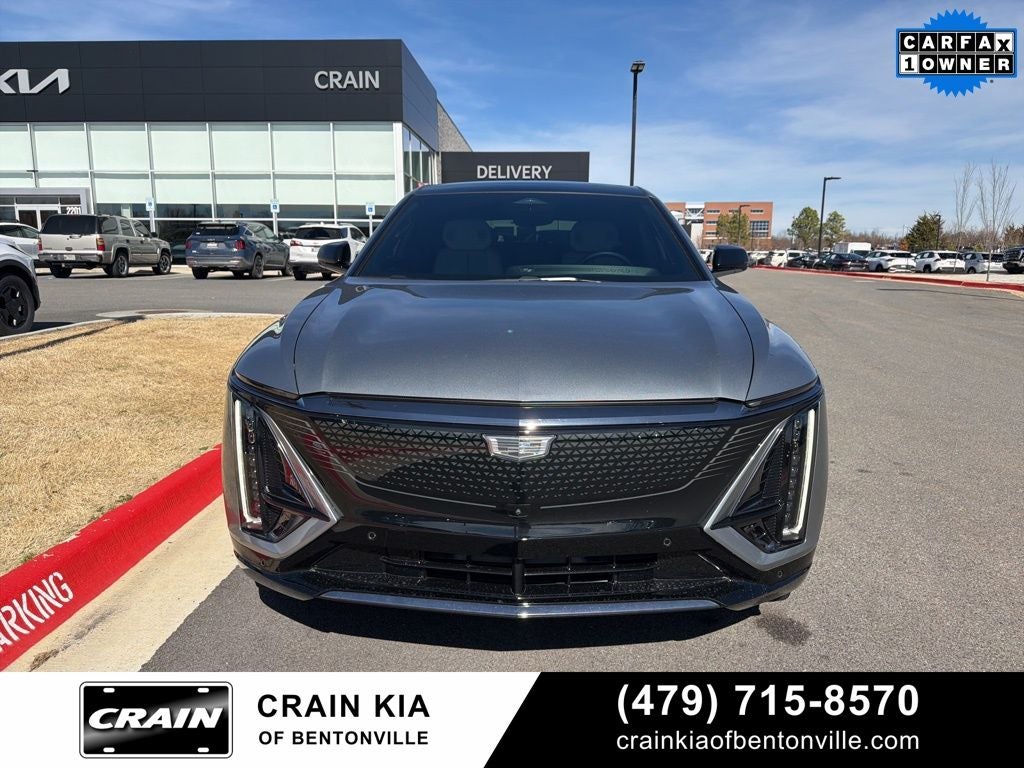 2024 Cadillac LYRIQ Sport - AWD / PANORAMIC SUNROOF / ONE OWNER