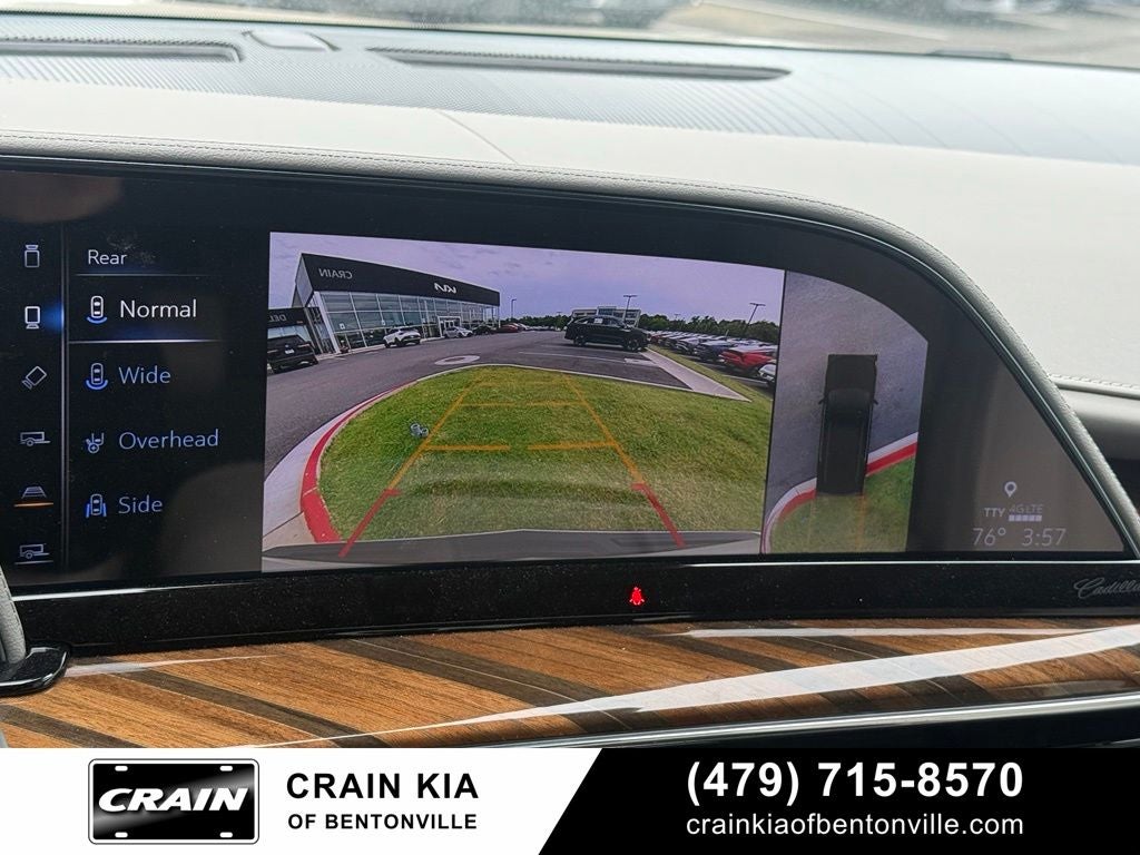 2024 Cadillac Escalade ESV Sport Platinum - AWD / PANORAMIC SUNROOF / CLEAN CARFAX
