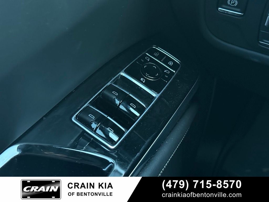 2026 Cadillac Escalade Platinum Sport - 4WD / PANORAMIC SUNROOF / CLEAN CARFAX