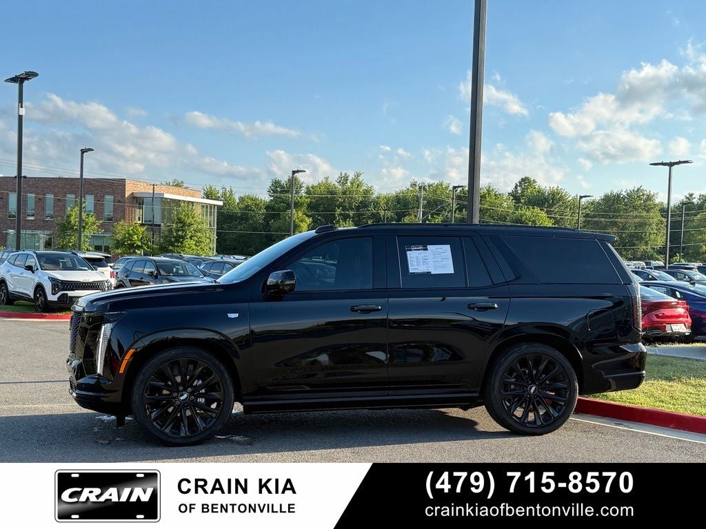 2026 Cadillac Escalade Platinum Sport - 4WD / PANORAMIC SUNROOF / CLEAN CARFAX