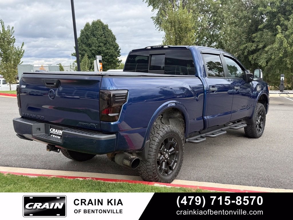 2017 Nissan Titan XD PRO-4X - 4WD / CLEAN CARFAX