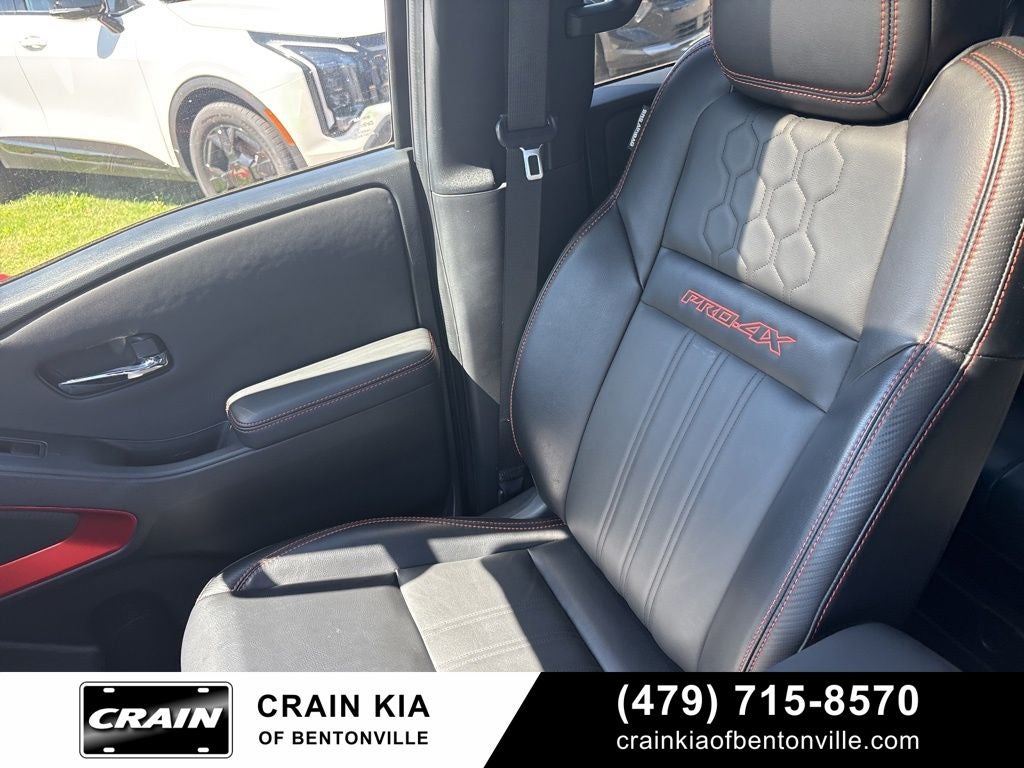 2024 Nissan Frontier PRO-4X - 4WD / SUNROOF / CARFAX ONE OWNER