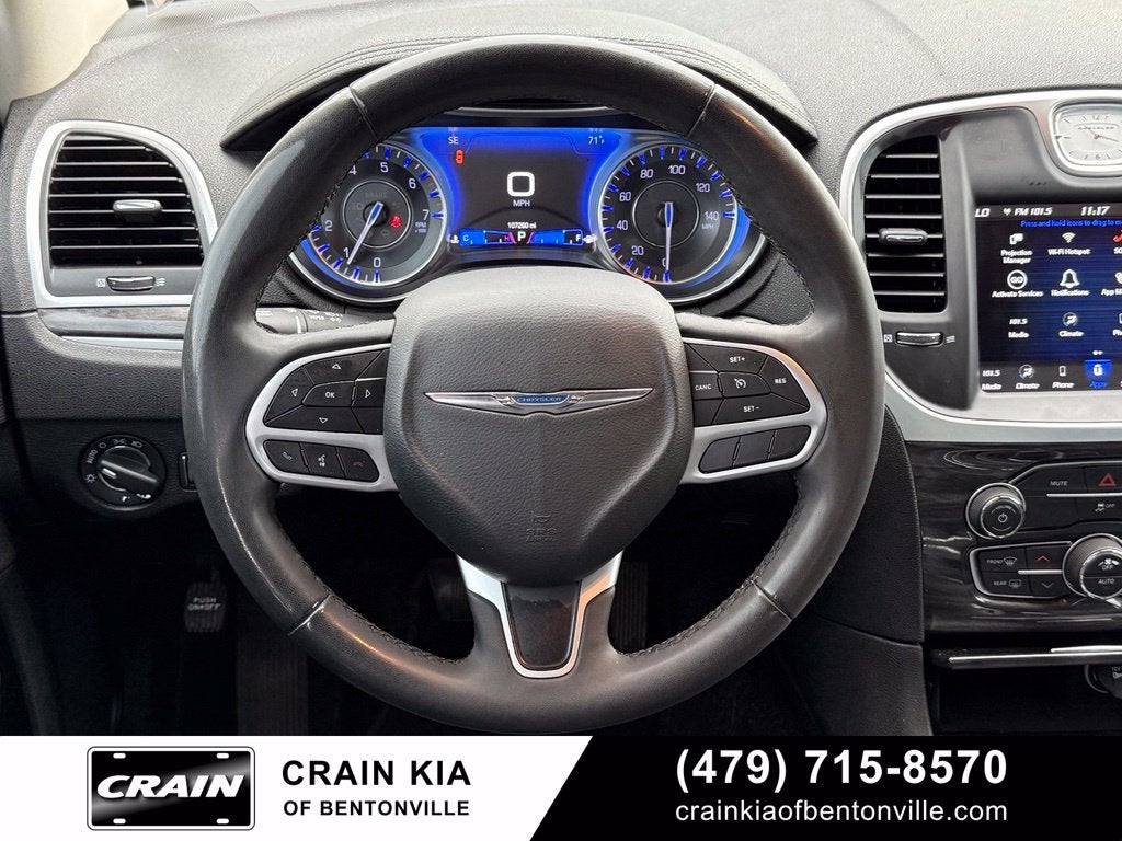 2022 Chrysler 300 Touring - CLEAN CARFAX / ONE OWNER
