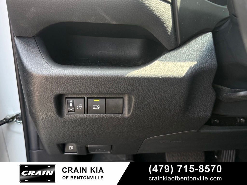 2024 Toyota RAV4 Hybrid Woodland Edition - AWD / CLEAN CARFAX / ONE OWNER