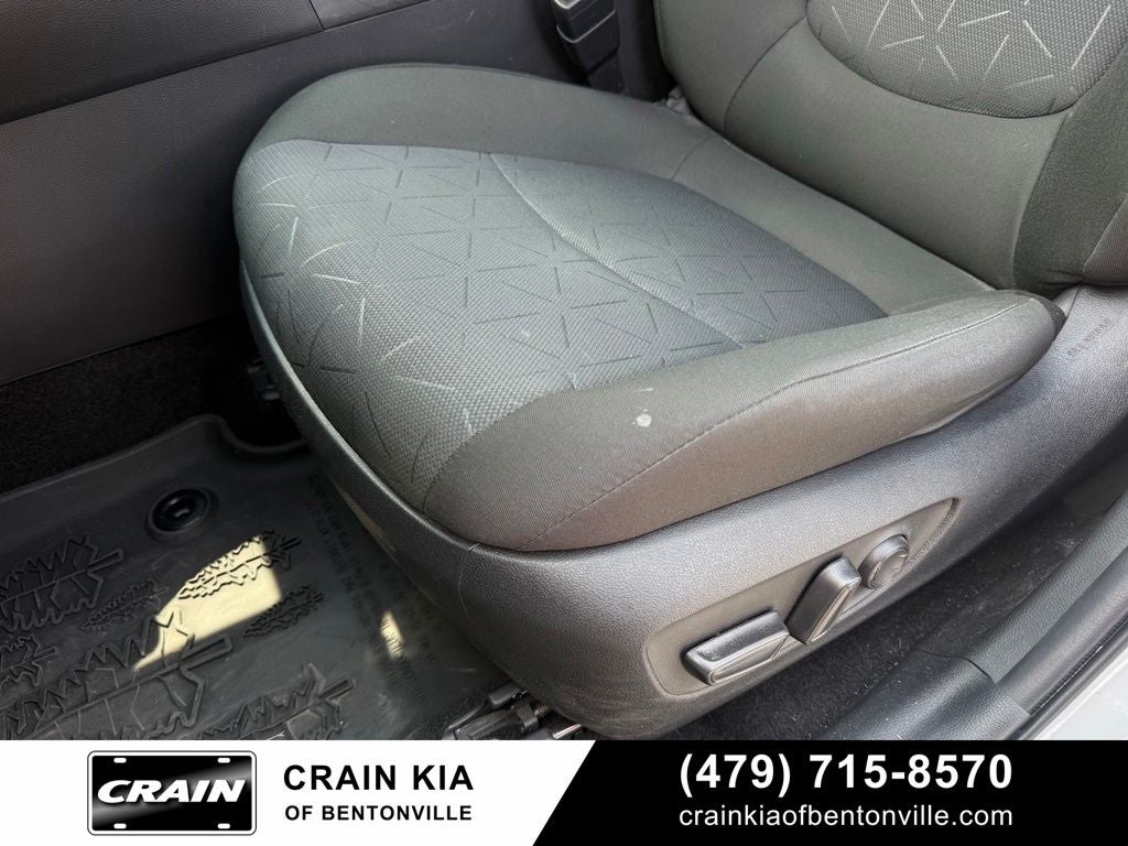 2024 Toyota RAV4 Hybrid Woodland Edition - AWD / CLEAN CARFAX / ONE OWNER