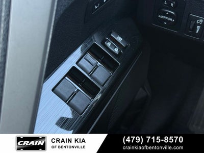 2016 Toyota RAV4 Limited - SUNROOF
