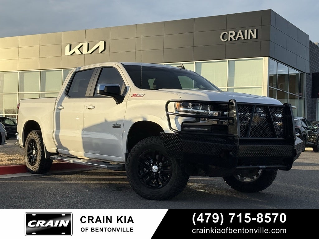 2019 Chevrolet Silverado 1500 LT - 4WD / CLEAN CARFAX