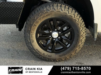 2019 Chevrolet Silverado 1500 LT - 4WD / CLEAN CARFAX